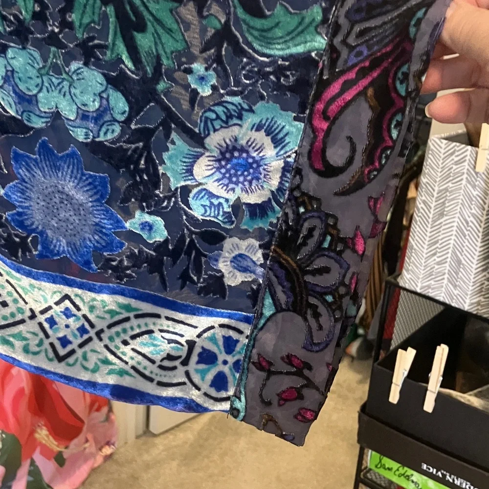 Soft Surroundings Purple and Black Velvet Kimono - Picture 3 of 8